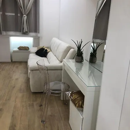 Apartment Modern Mini Loft Rom