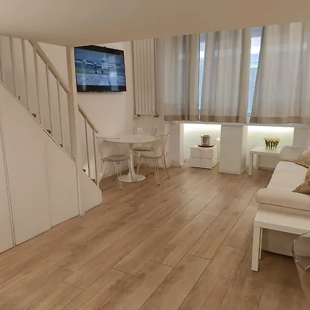 Modern Mini Loft Rom